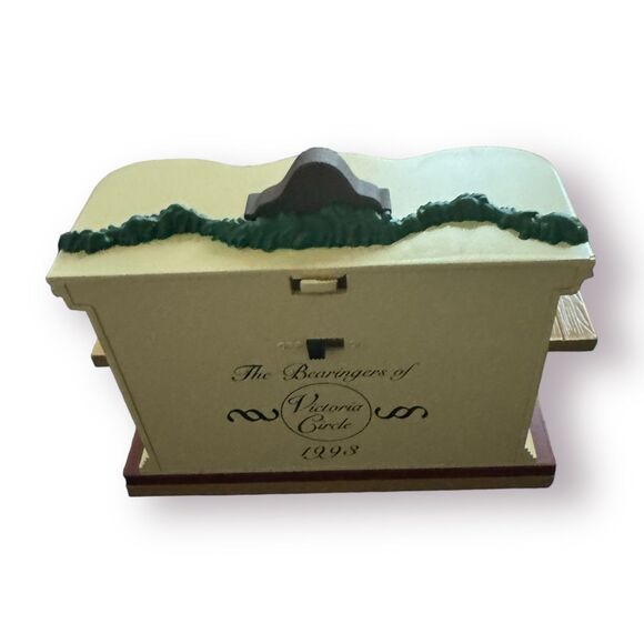 Hallmark Keepsake Ornament Flickering Light Fireplace Bearingers 1993 Christmas - Picture 4 of 7